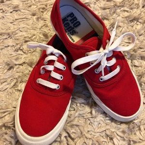 Red pro keds size 7, worn twice like new